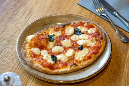 ピッツァ ブッファラDOP 2枚 | オービカ モッツァレラバー