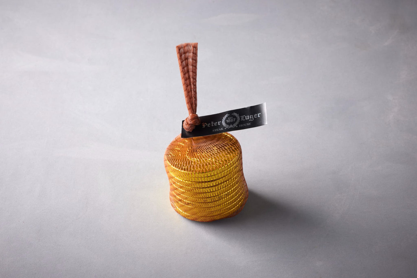 Tボーンステーキ2名様&ベーコン4枚セット | ピーター・ルーガー ステーキハウス東京