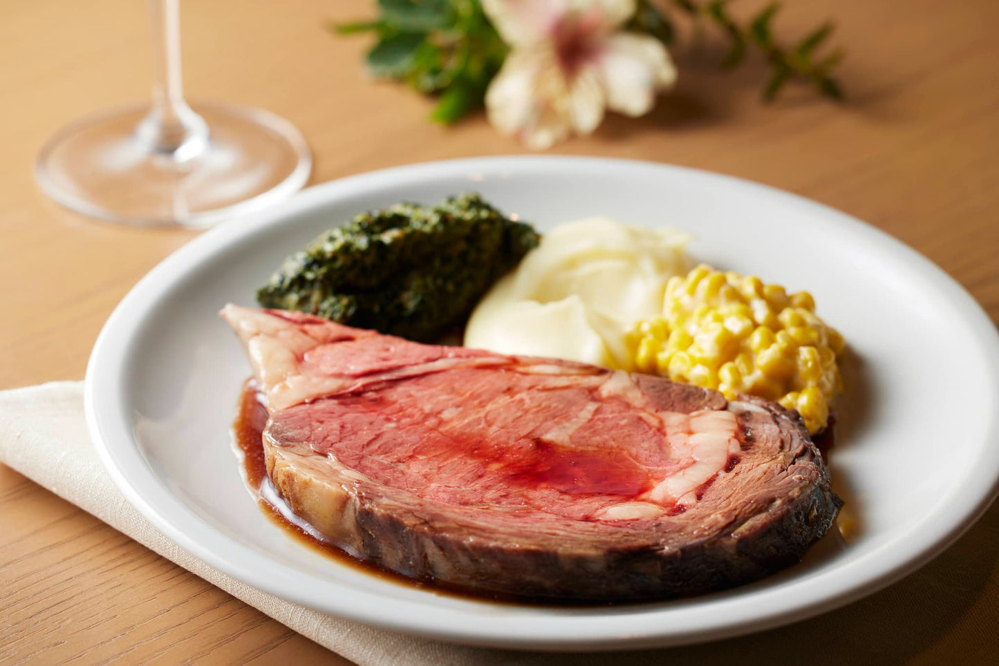 ロウリーズセット ハーフポンド[2名様相当]（プライムリブ230g+アカンパニメンツ)