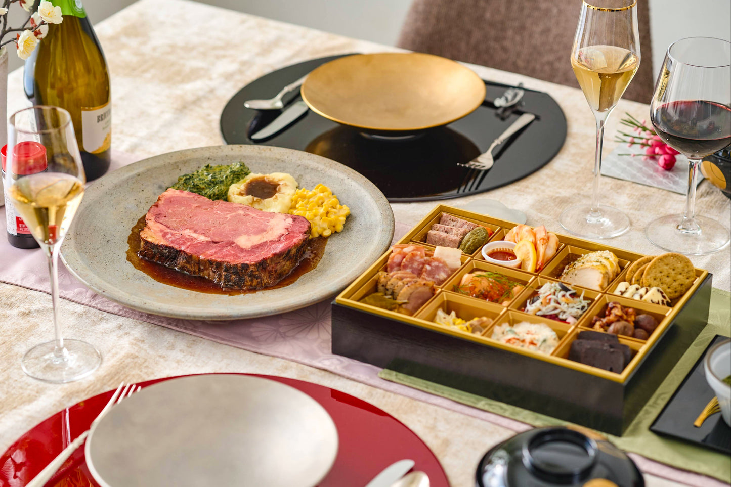 [2名様セット]ロウリーズのプライムリブおせち 二段重 | LAWRY'S NEW YEAR OSECHI 2026